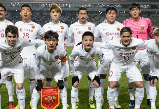松本良人后退一步，紧张的质问：你要干什么？。